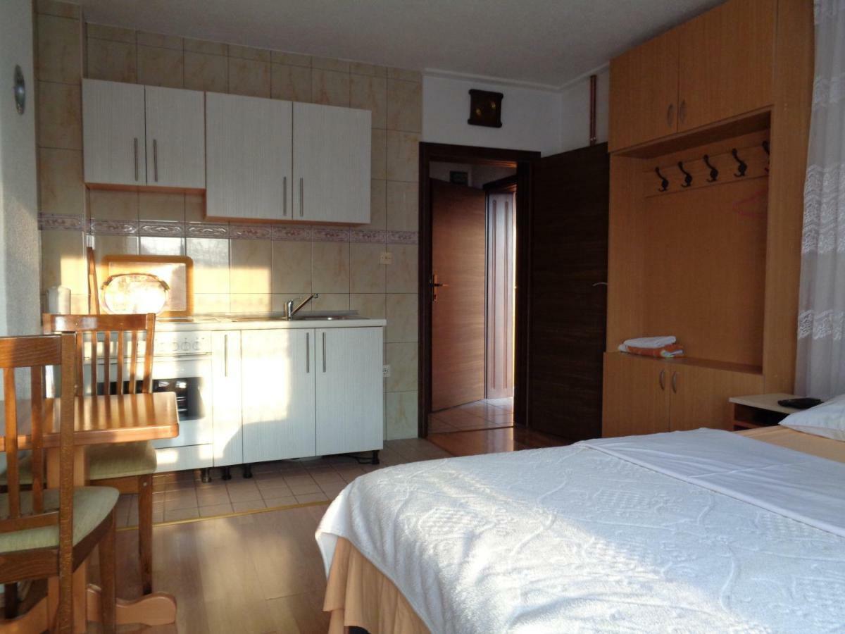 Sobe Rooms Amira Dubrave Gornje Zimmer foto